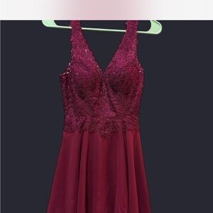 Elegant Burgundy Lace Dress